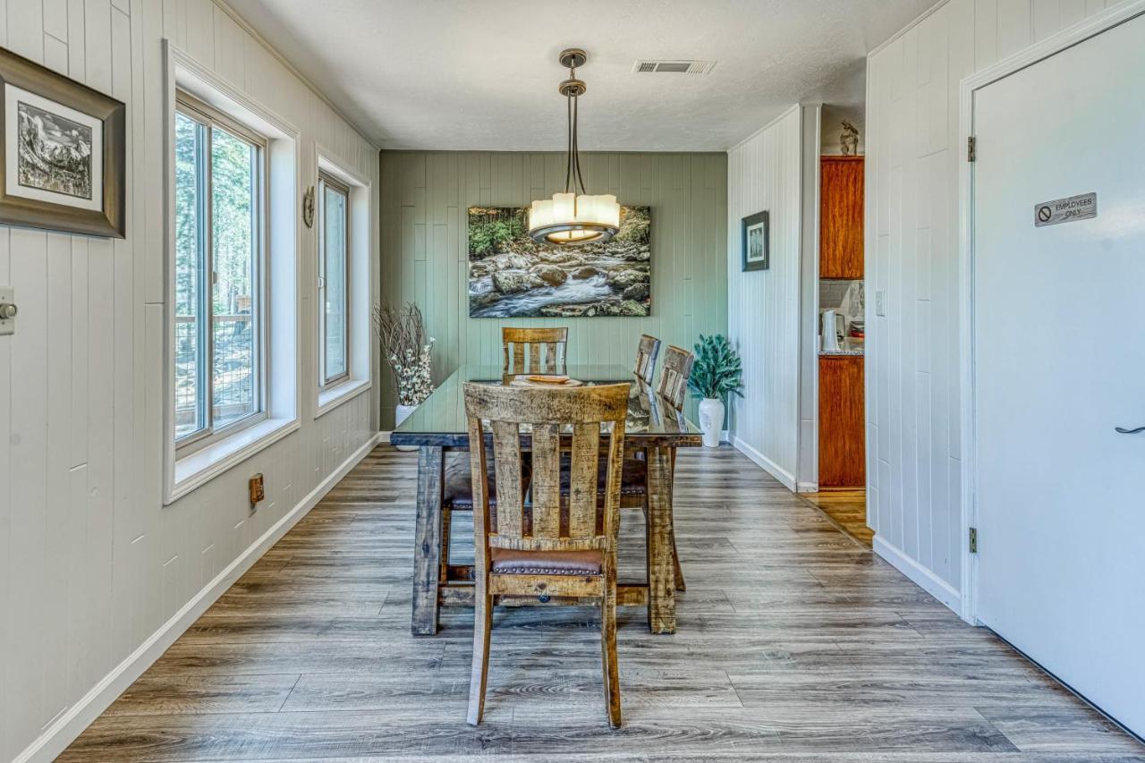 Yosemite West Family Chalet Экстерьер фото