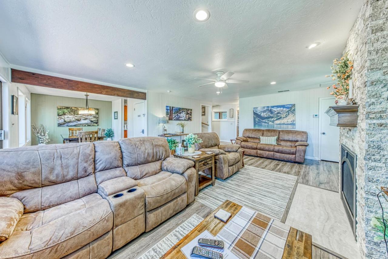 Yosemite West Family Chalet Экстерьер фото