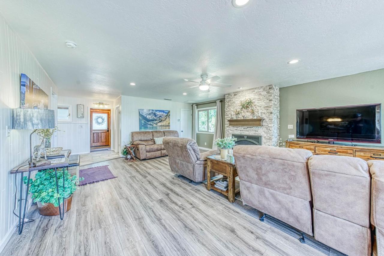 Yosemite West Family Chalet Экстерьер фото