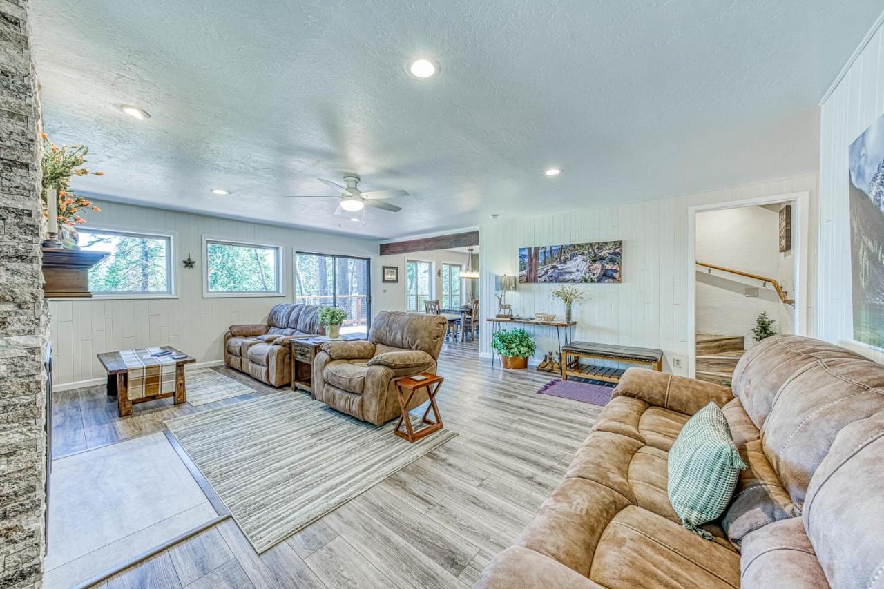 Yosemite West Family Chalet Экстерьер фото