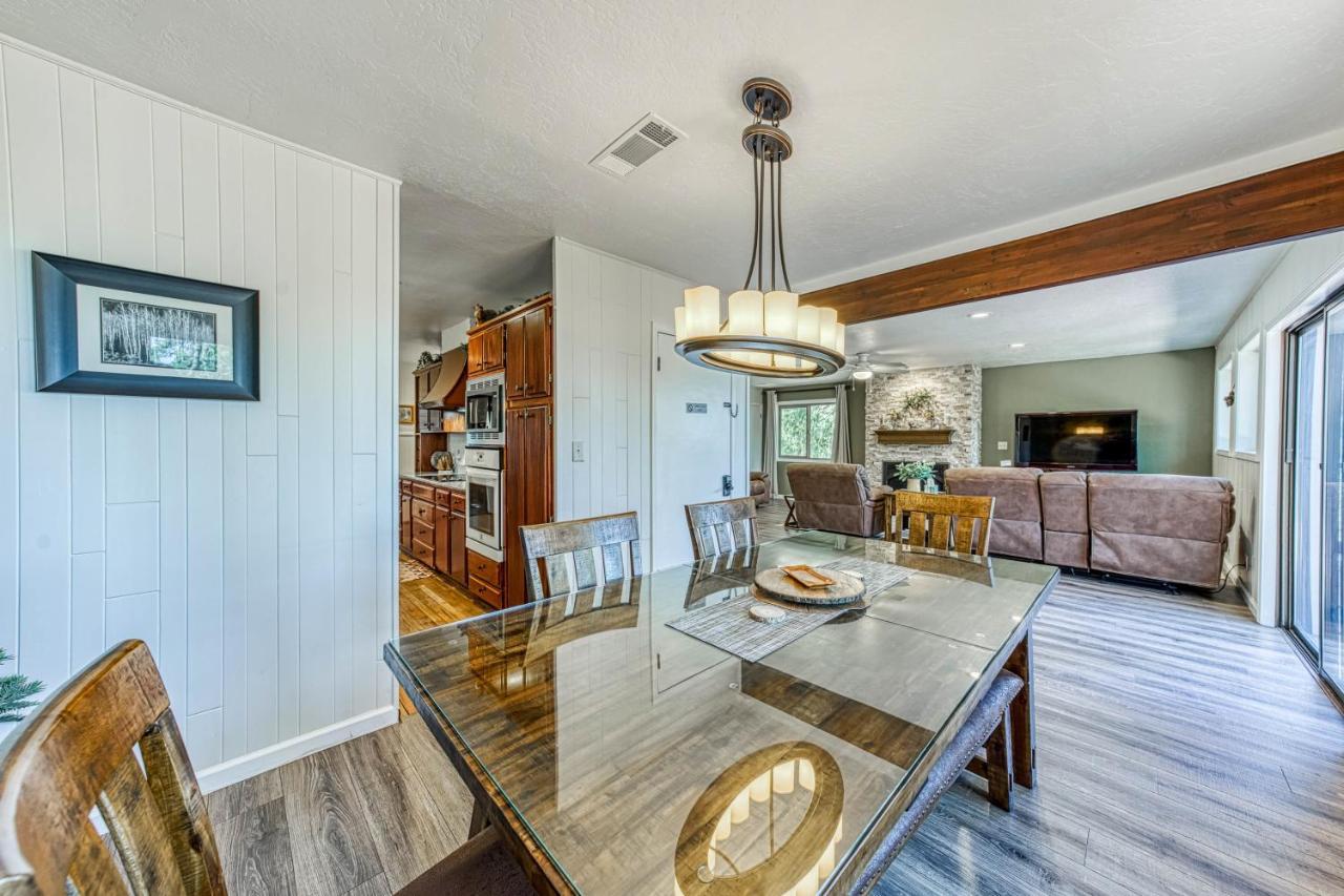 Yosemite West Family Chalet Экстерьер фото